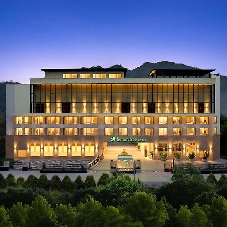 Lemon Tree Hotel, Rishīkesh المظهر الخارجي الصورة