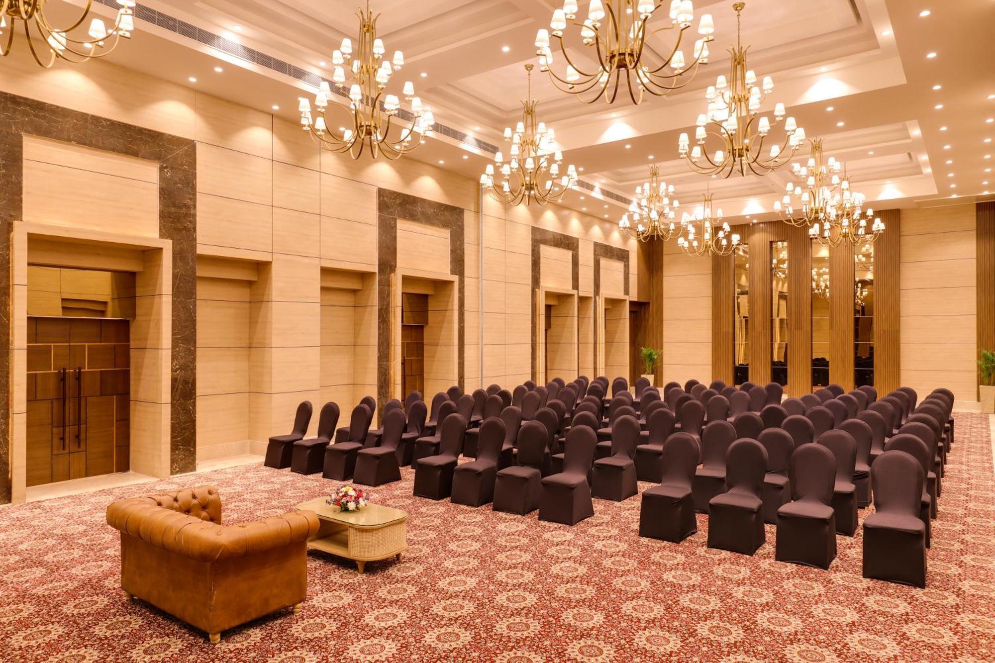 Lemon Tree Hotel, Rishīkesh المظهر الخارجي الصورة