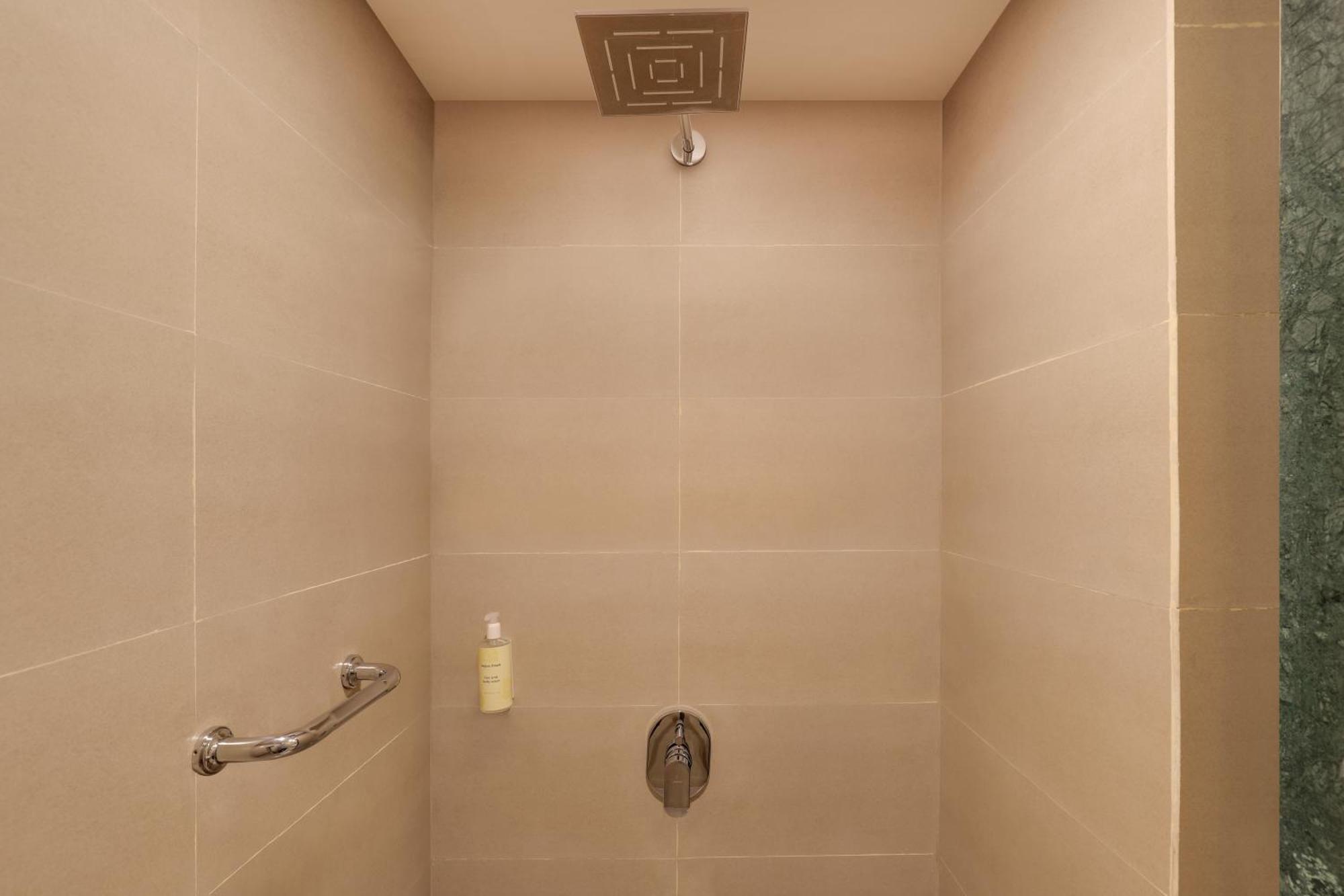 Lemon Tree Hotel, Rishīkesh المظهر الخارجي الصورة