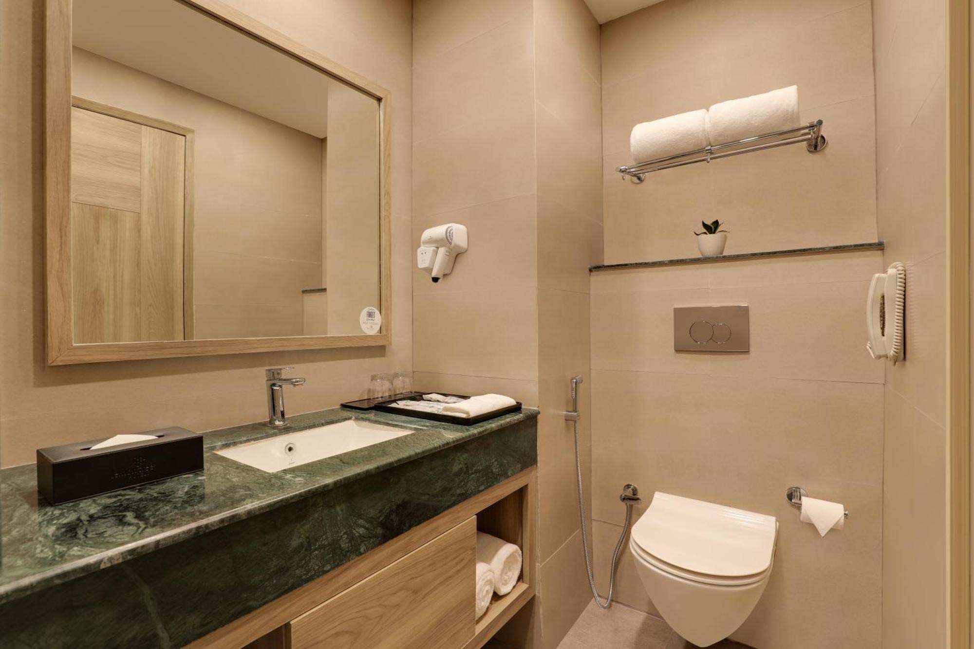 Lemon Tree Hotel, Rishīkesh المظهر الخارجي الصورة